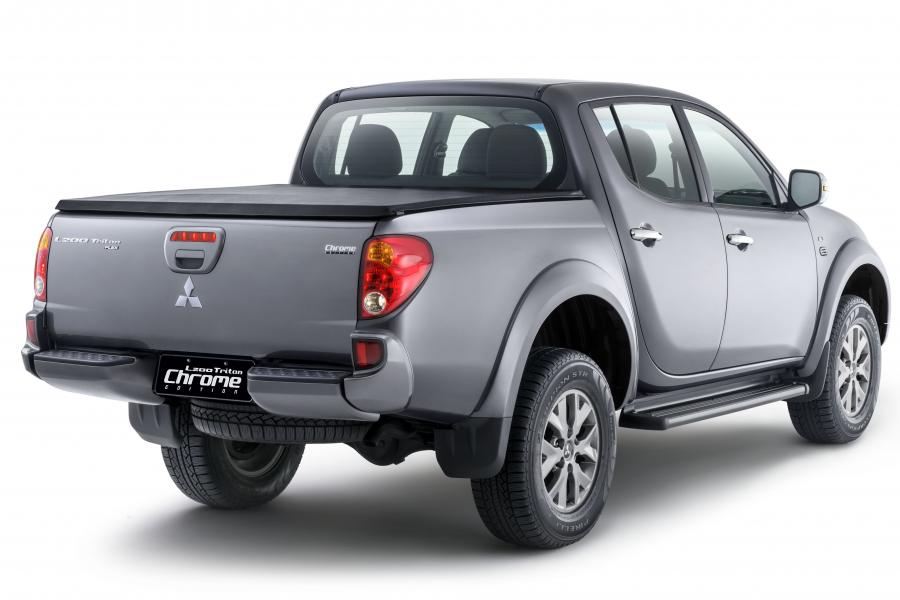  Mitsubishi L200 Triton HLS Chrome Edition 2015 года  (фото 4 из 24)